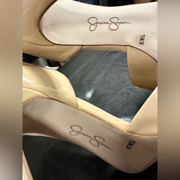 Jessica Simpson Nude Heels, sexy pumps, brand new, Livvy Heels NWOT, never worn! - Picture 4 of 9